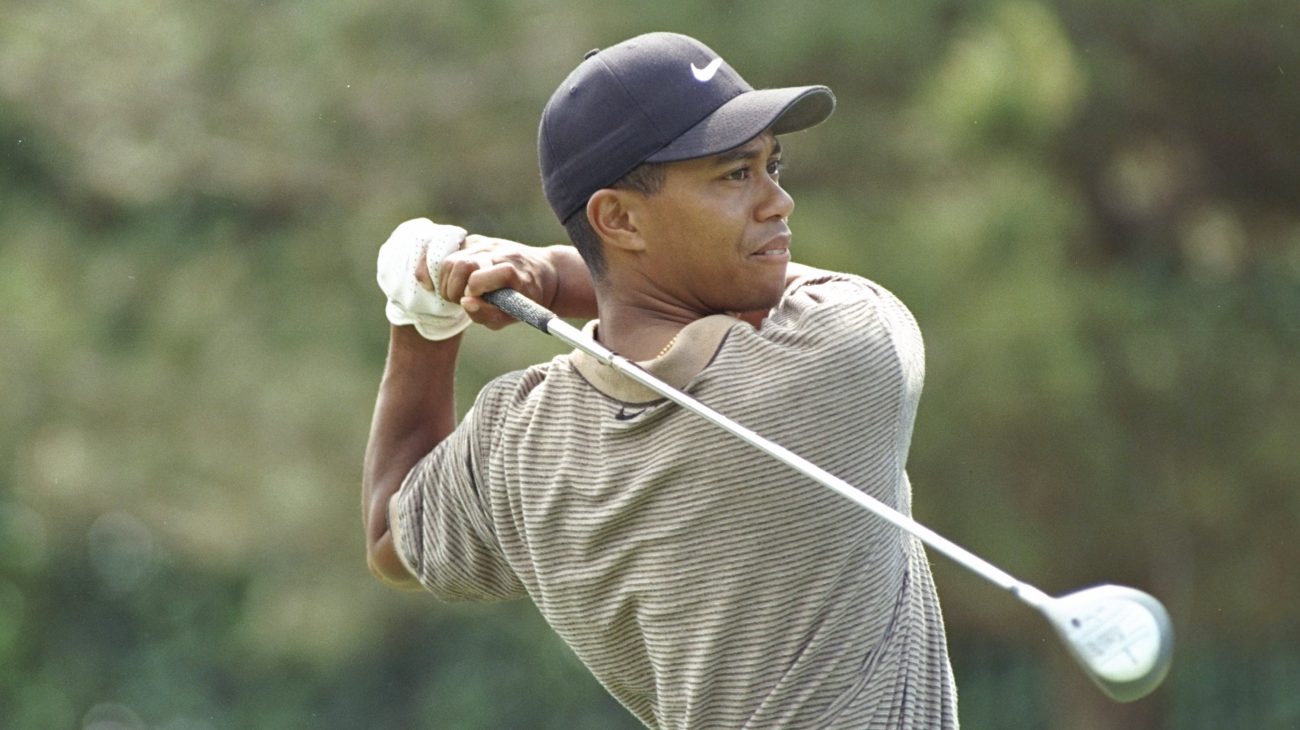 Tiger Woods osasi käyttää draiveria myös maasta lyödessä