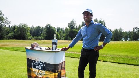 Nicolas kertoo videolla mikä tekee Kreetasta mahtavan kohteen golfarille