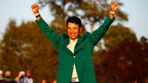 Hide Matsuyaman ilo puhkesi ylimmilleen hänen saatua voittajan vihreän takin ylleen