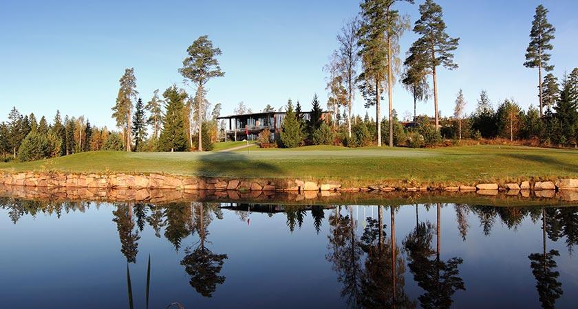 Hirsala Golf tarjoaa jäsenyyden osakkaille ja pelioikeutetuille Suomen edullisimpaan hintaan.