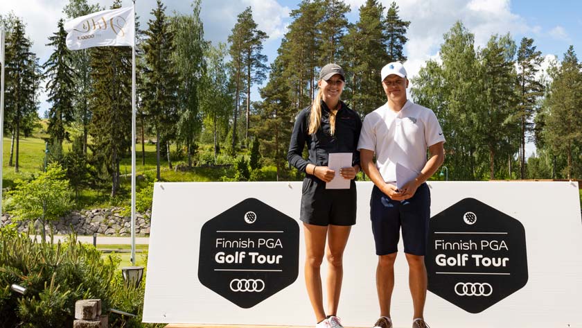 Aada Rissanen ja Elias Haavisto juhlivat voittojaan Hills by GoGoffin kentällä Vihdin Jokikunnassa