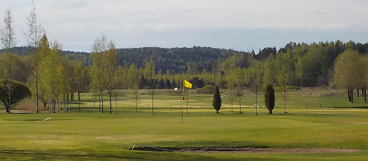Salo Golf sijaitsee lähellä keskustaa ja on myös siksi helposti lähestyttävä kenttä.