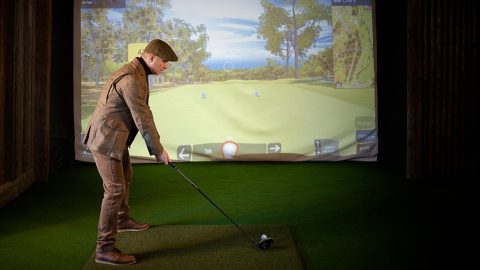 SimWay Golf tarjoaa mahdollisuuden oman pelin kehittämiseen ja taitojen mittaamiseen.