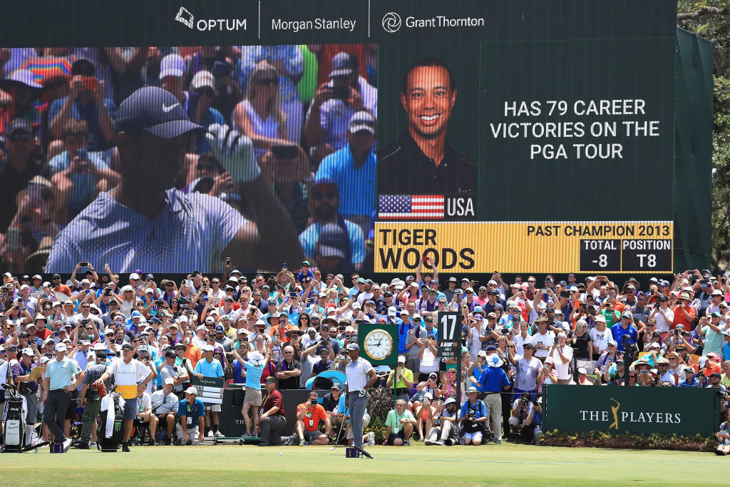 Tiger Woods oli jäätävässä vireessä TPC Sawgrassin kentällä lauantaina