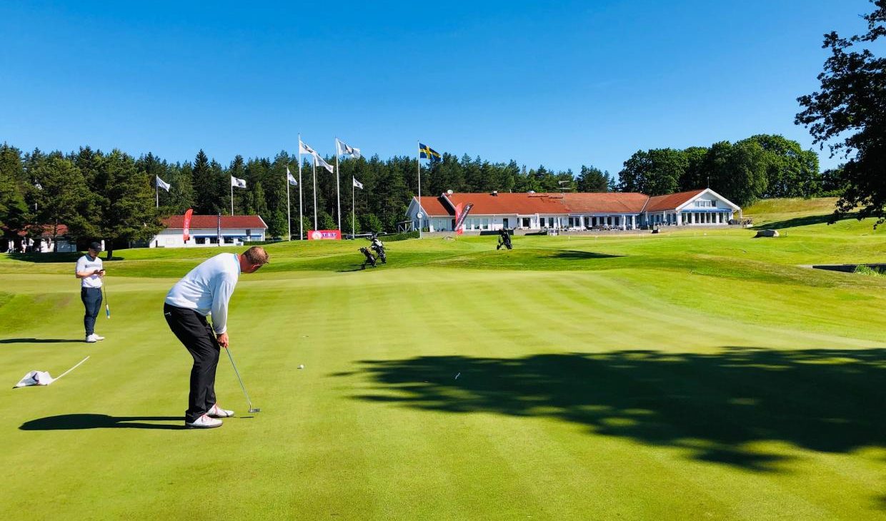 Jack Nicklaus uusi Tukholman pohjoispuolella sijaitsevan Ullnan viheriöt ja nosti Sven Tumban luomuksen golfkenttien aateliin