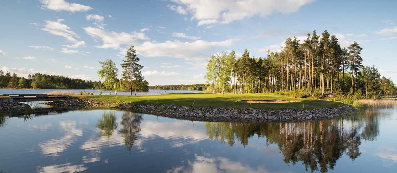 Viipurin Golf sijaitsee Saimaan rannalla Lappeenrannassa.