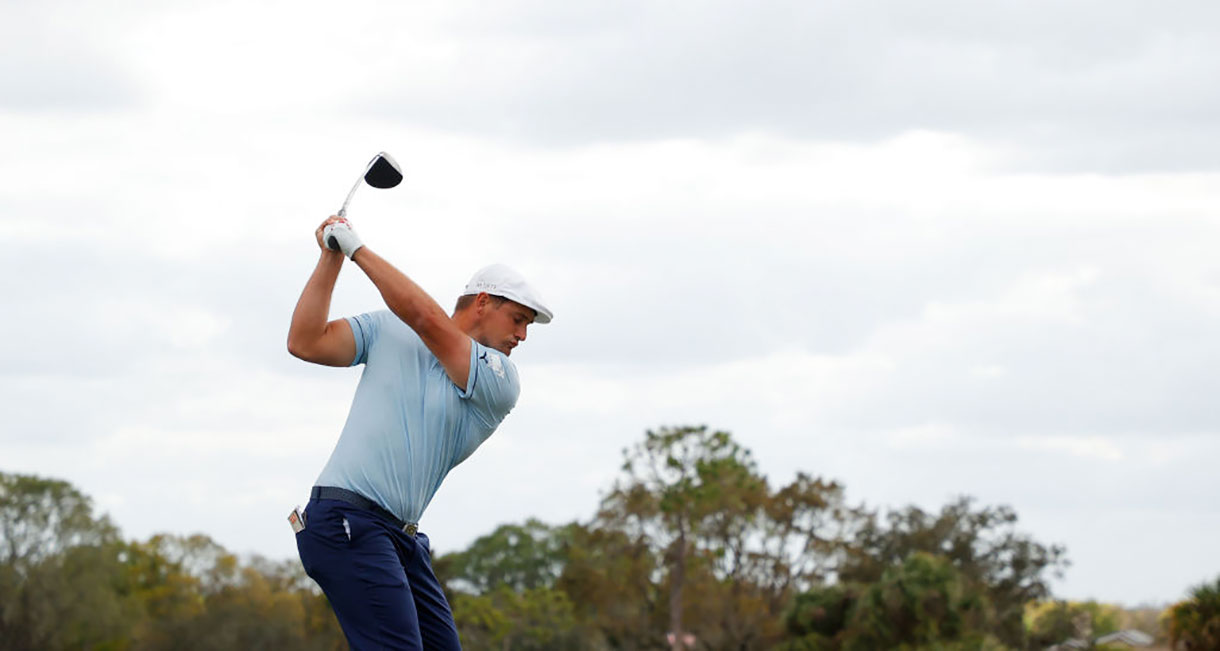 Bryson DeChambeau lyö nykyään PGA Tourin pisimpiä avauksia.