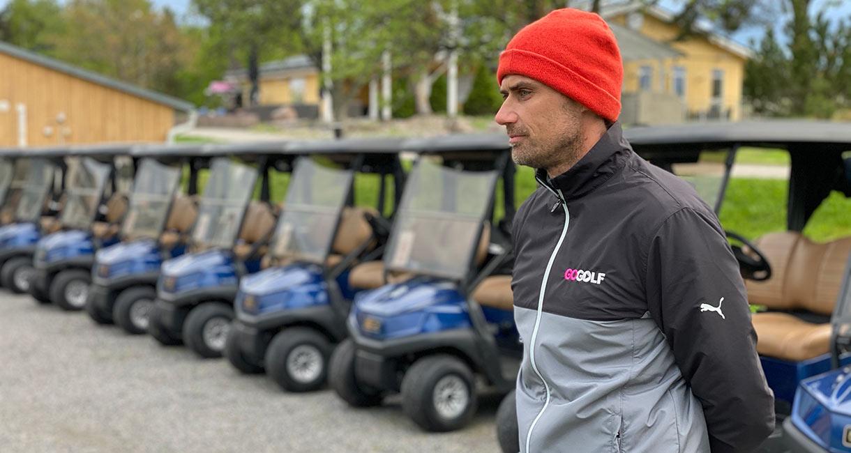 Janne Martikainen ryhtyi ammattilaisuran jälkeen ammattivalmentajaksi. Viimeiset vuodet hän on opettanut ja valmentanut Kurk Golfissa.