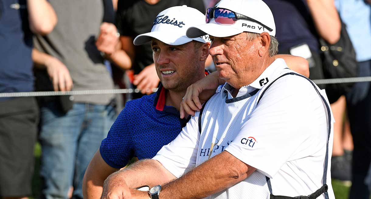 Justin Thomasin luottomies Jimmy Johnson oli viime vuonna PGA Tourin caddieiden luottomies.