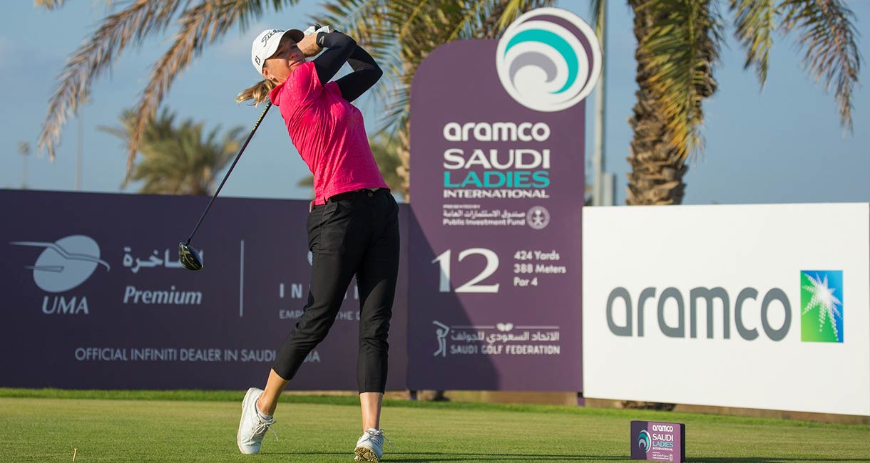 Ursula Wikström pelasi loistavan avauskierroksen Saudi-Arabiassa.