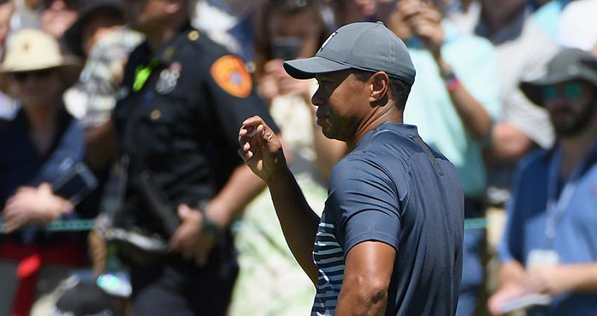 Tiger Woods avasi ykkösreiällä hyvin